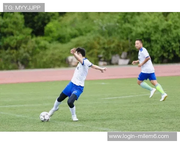 全面掌握足球赛事动态的专业资讯APP助你随时随地了解比赛信息