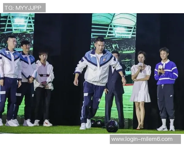 韩国足球明星携手综艺节目展现球场外的幽默与魅力 韩国足球明星携手综艺节目展现球场外的幽默与魅力